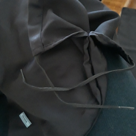 Prada draw string silk accessory or dust bag - Picture 4 of 4